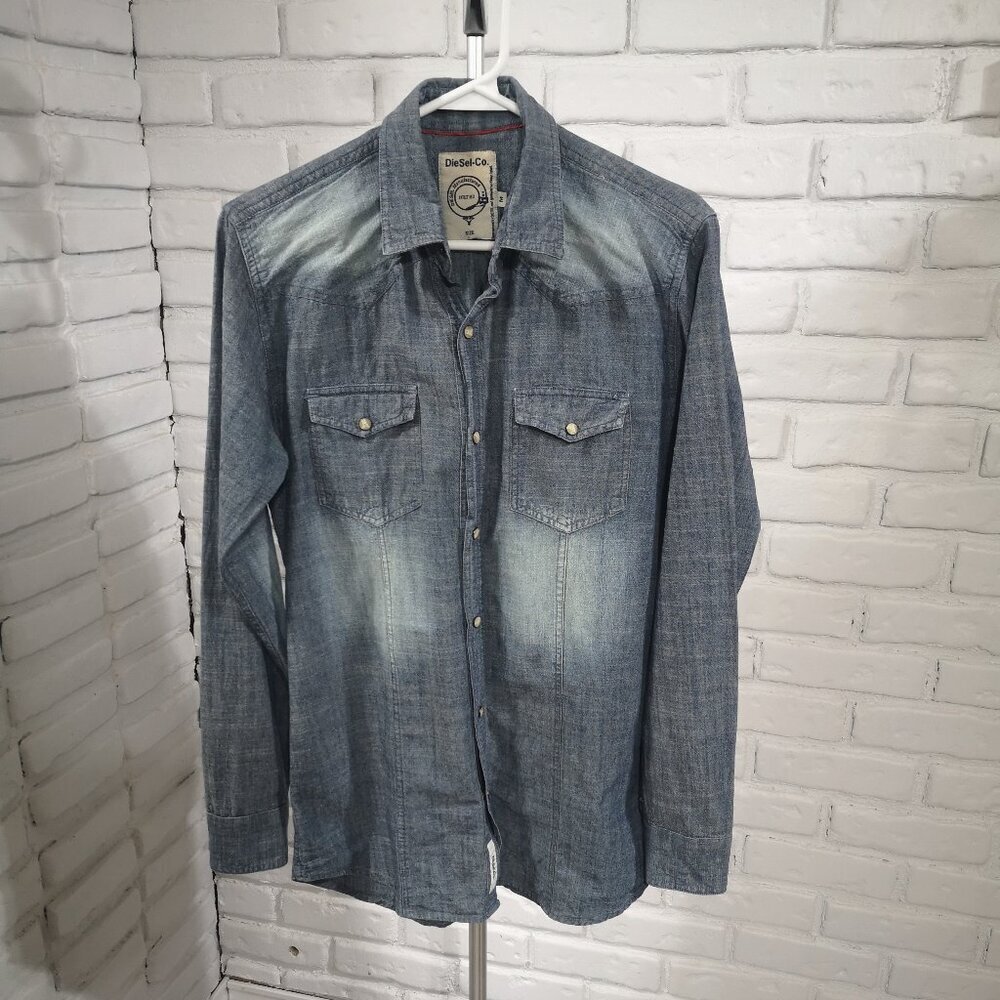 DieSel-Co by Diesel Men's Size Medium Lightweight Snap Front & Cuffs Jean Shirt